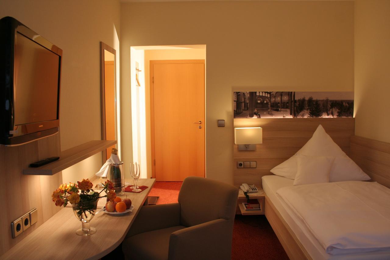 Hotel Sonnenhof Bad Wildbad Buitenkant foto